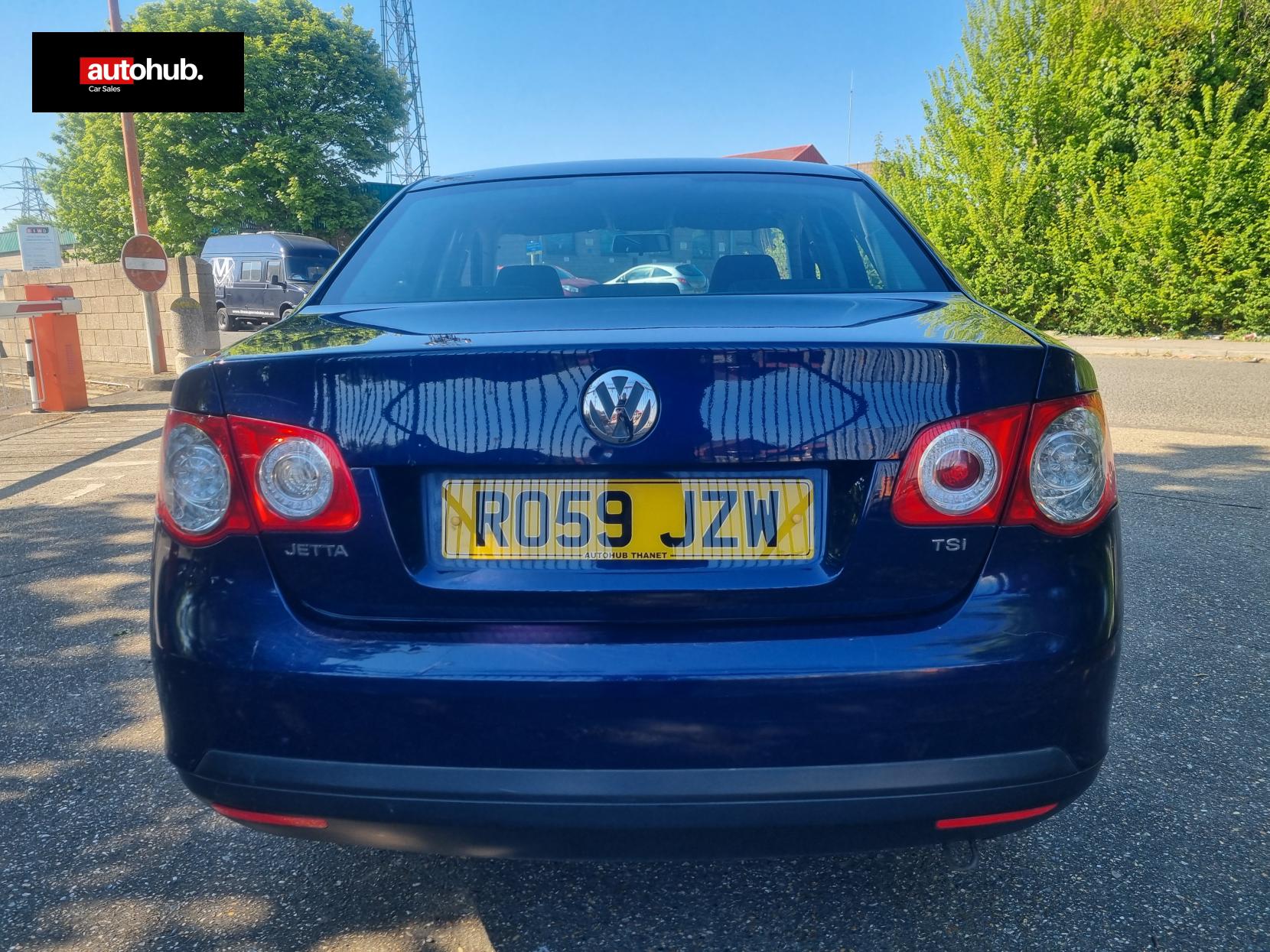 Volkswagen Jetta 1.4 TSI S Saloon 4dr Petrol Manual Euro 4 (122 ps)