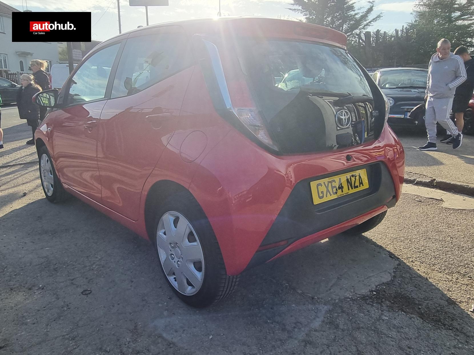 Toyota AYGO 1.0 VVT-i x-play Hatchback 5dr Petrol Manual Euro 5 Euro 5 (68 ps)