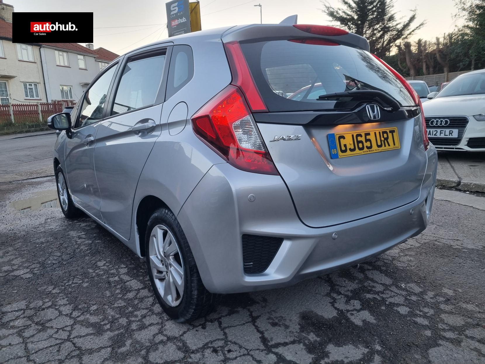 Honda Jazz 1.3 i-VTEC SE Hatchback 5dr Petrol Manual Euro 6 (s/s) (102 ps)